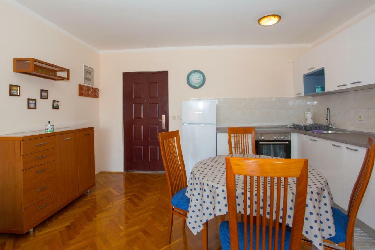 Apartman Slave Apartment Makarska Bagian luar foto